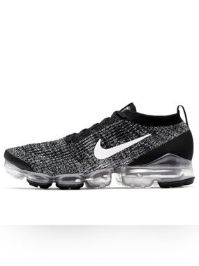 Nike Air VaporMax Flyknit 3 Oreo Running Shoes 8.5 Black/White/Metallic Silver
